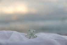 Load image into Gallery viewer, Seaglass swirl ring Size Q (Henley)
