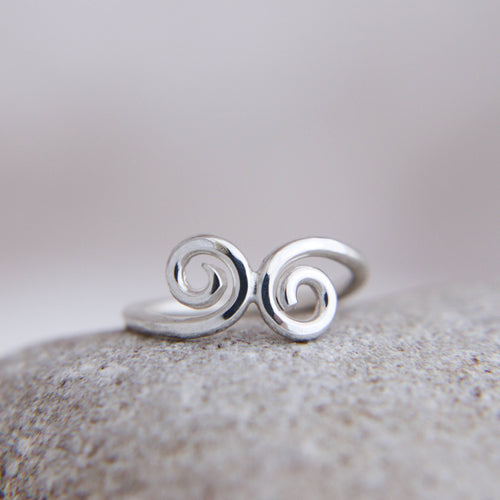 Rolling Waves Ring