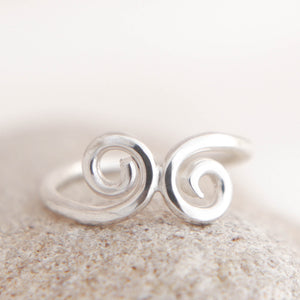 Rolling Waves Ring