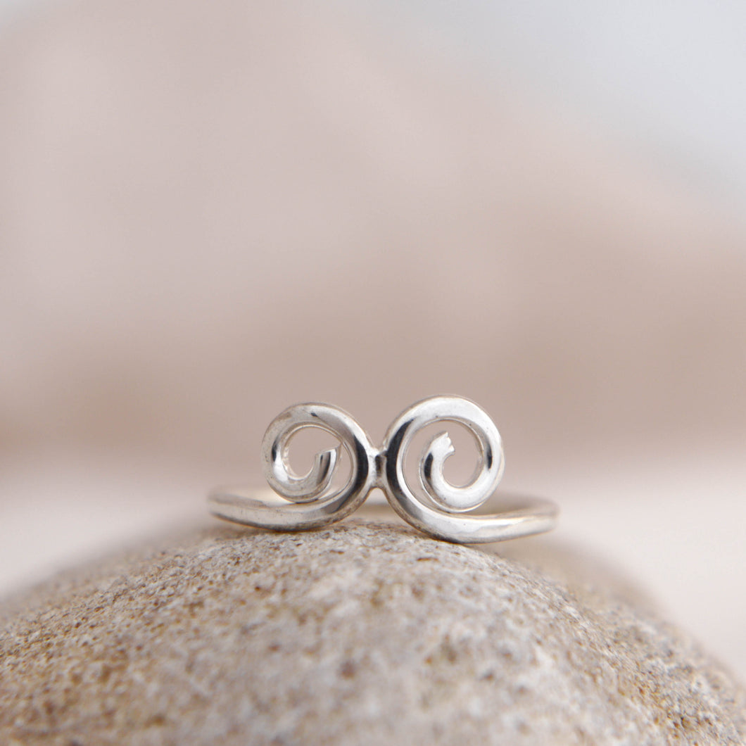 Meeting Waves Ring