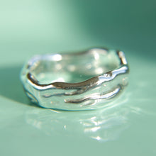 Load image into Gallery viewer, Drifting ring #2 Size U