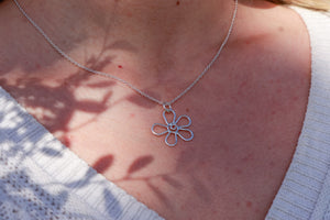 Spiral Daisy Necklace 45cm Chain