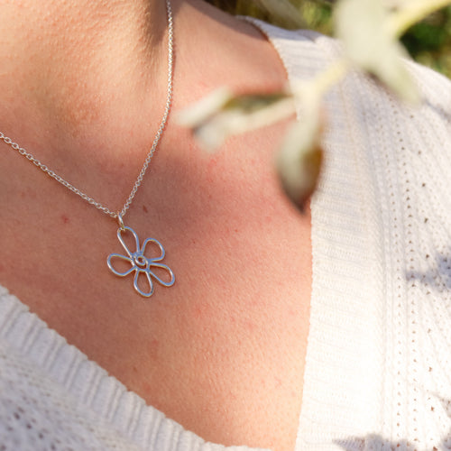Spiral Daisy Necklace 45cm Chain
