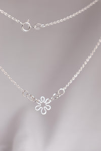 Daisy Chain Necklace #3