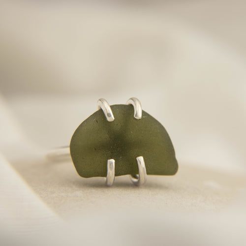 Seaglass Ring Size T (Mornington Beach)