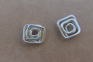 Spiralling square flow stud earrings