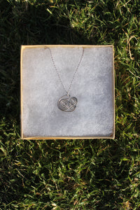 Fine swirly swell necklace on 45cm chain