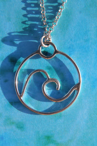 Swirled wave charm necklace