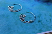 Load image into Gallery viewer, Ocean bubbles hoop earrings