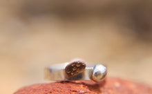 Load image into Gallery viewer, Desert pebble band ring - size O1/2