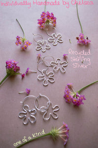 Flower Power Hoop earrings (Med)